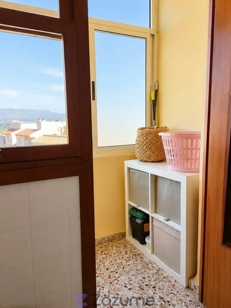 Piso de alquiler en Catral con Aire acondicionado, Horno y Balcón
