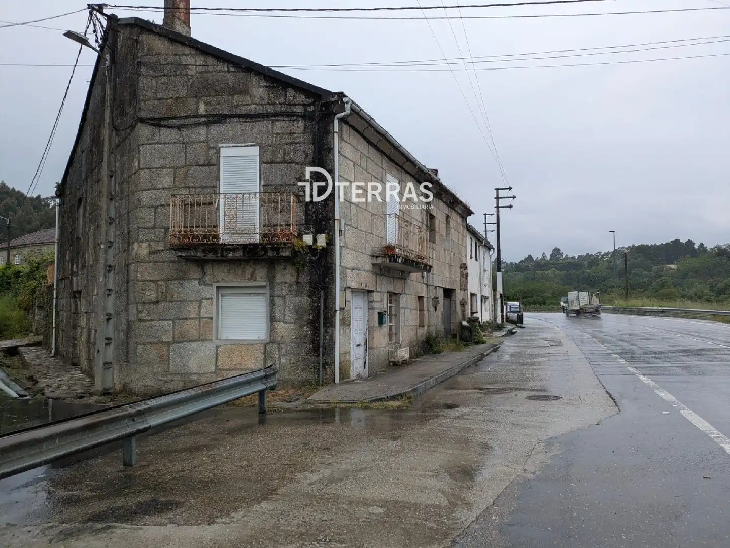 Vista exterior de Casa o xalet en venda en Pontevedra Capital  amb Jardí privat i Terrassa