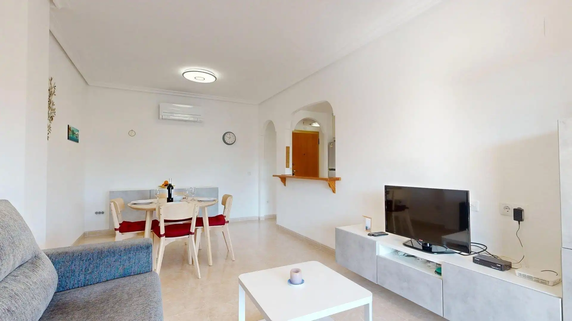 Living room of Apartments for rent in Elche / Elx  with Air Conditioner, Heating and Private garden