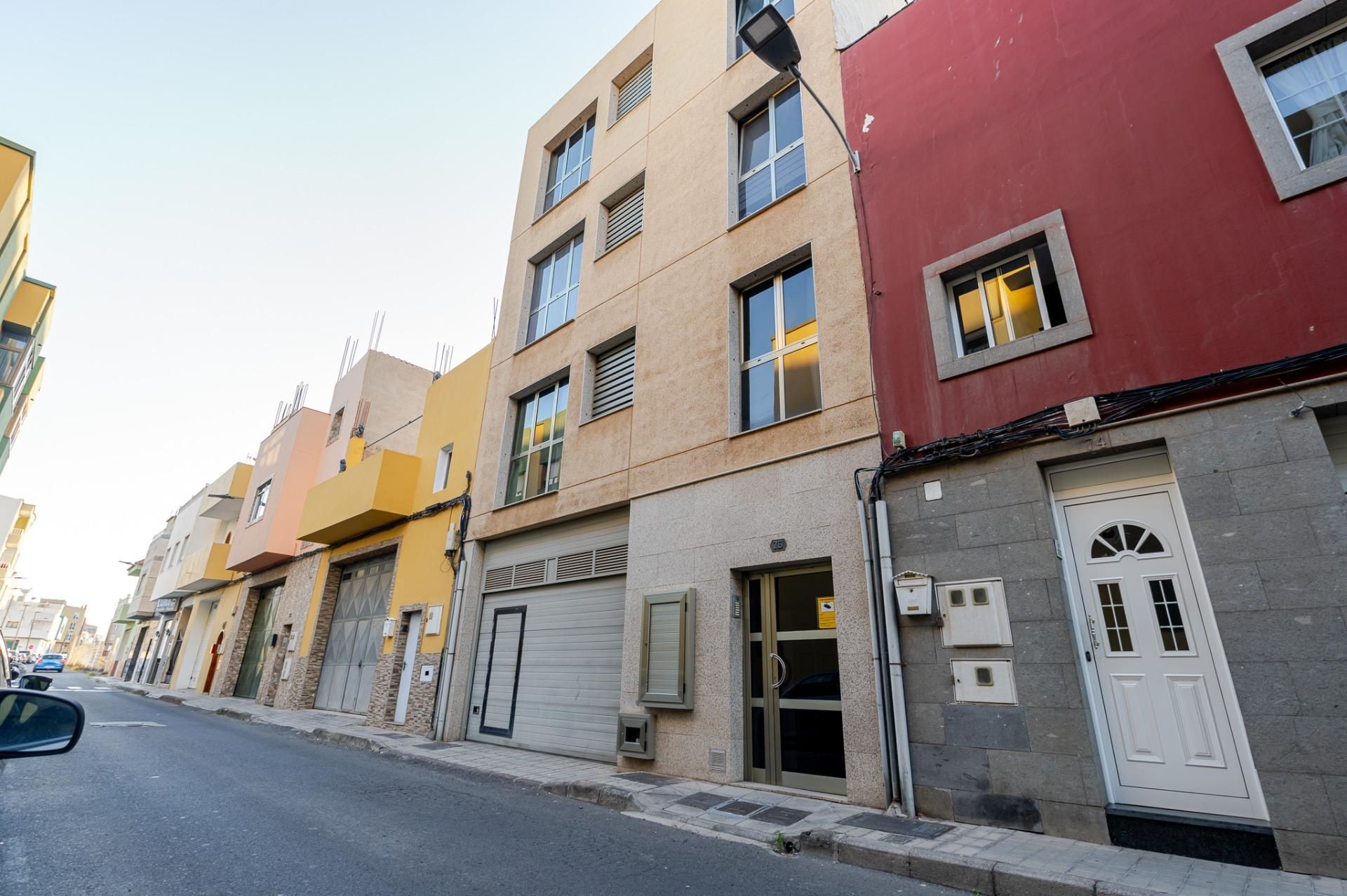 Exterior view of Flat for sale in Santa Lucía de Tirajana  with Terrace
