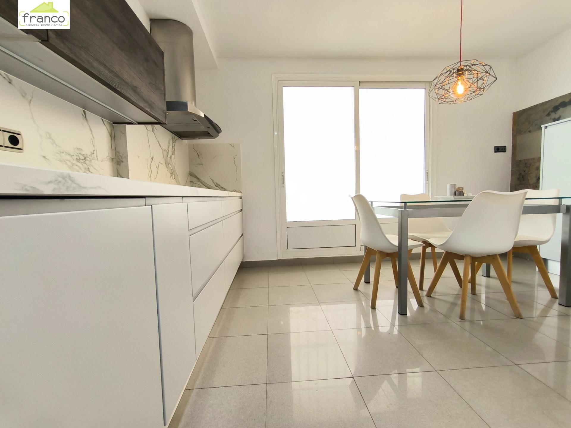 Kitchen of Single-family semi-detached for sale in  Murcia Capital  with Terrace, Storage room and Balcony