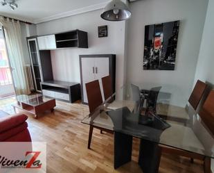 Sala d'estar de Pis en venda en Zamora Capital  amb Calefacció, Parquet i Moblat
