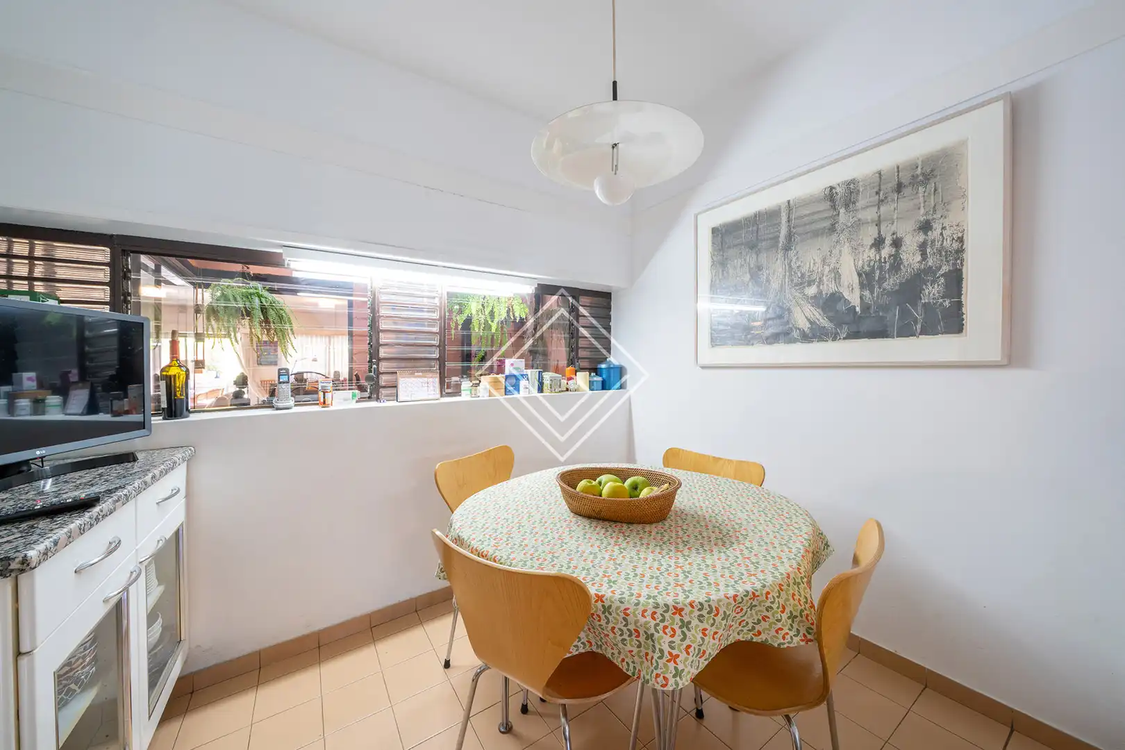 Comedor de Casa adosada en venta en Madrid con Aire acondicionado, Calefacción y Jardín privado