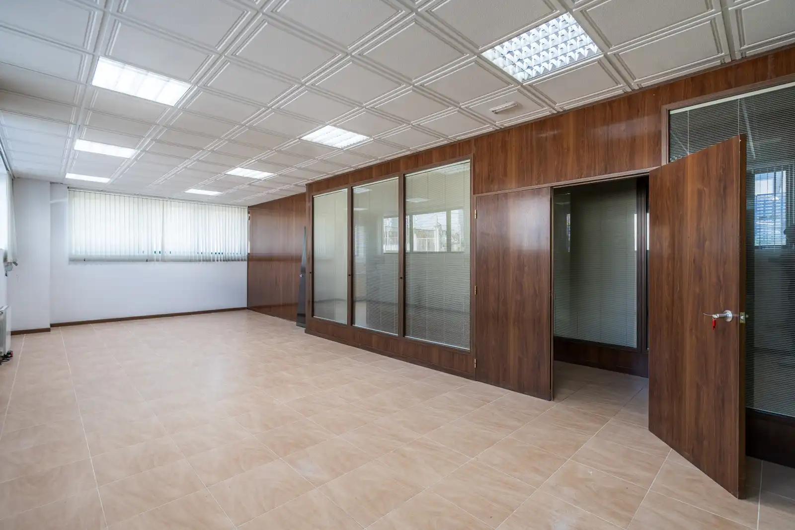 Industrial buildings for sale in Colmenar Viejo  with Heating
