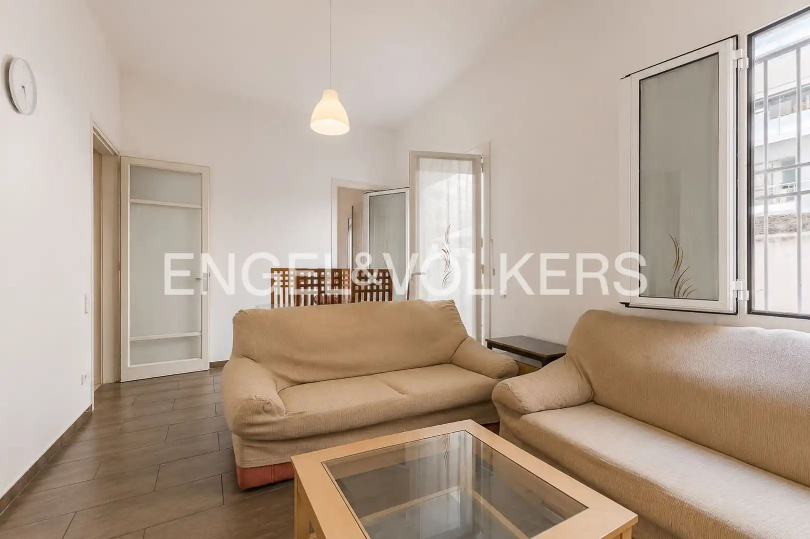 Living room of Ground floor for sale in Barcelona  with Heating, Parquet flooring and Terrace