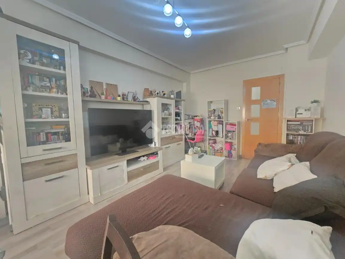 Flat with terrace for sale in Rascanya, imagen 2