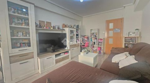 Foto 2 de Piso en venta en Torrefiel, Valencia Capital