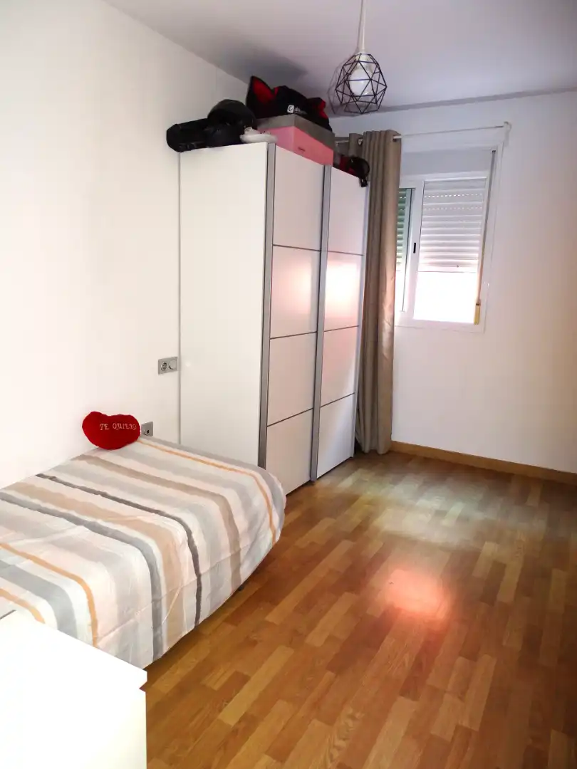 Bedroom of Flat for sale in Rincón de la Victoria  with Air Conditioner, Parquet flooring and Terrace