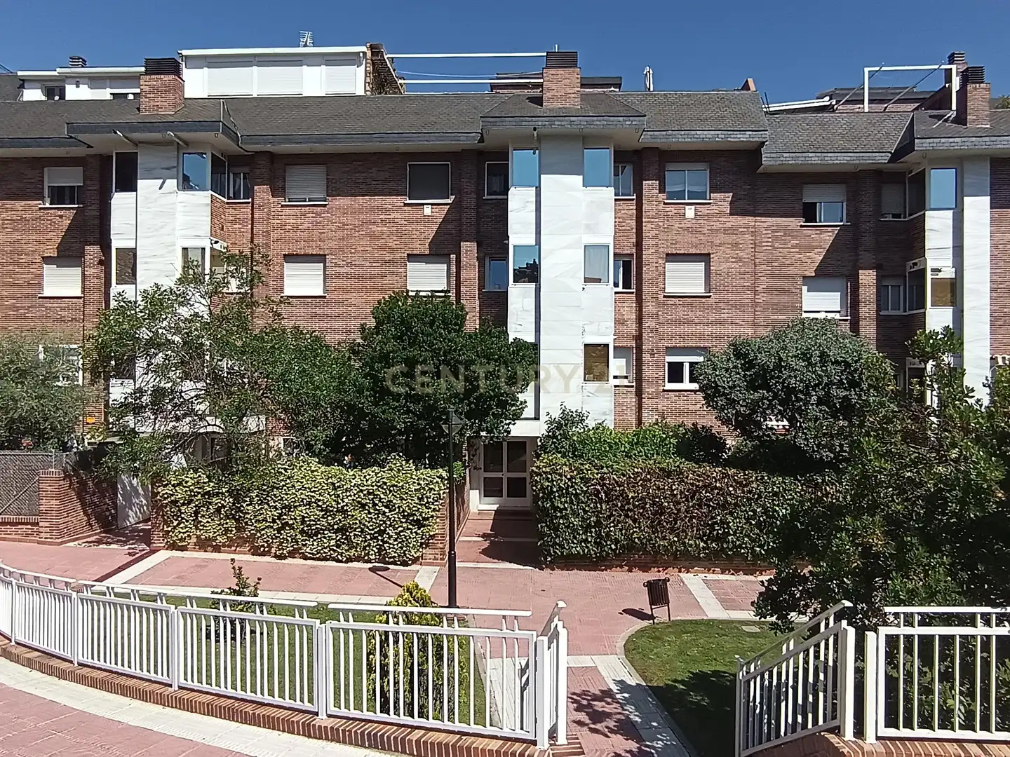 Vista exterior de Apartamento de alquiler en Majadahonda con Trastero, Horno y Lavadora