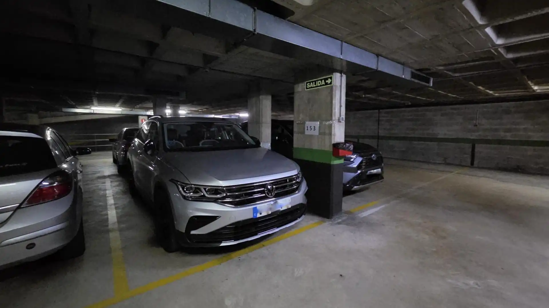 Parkplatz von Wohnung zur Miete in Santander mit Heizung und Möbliert