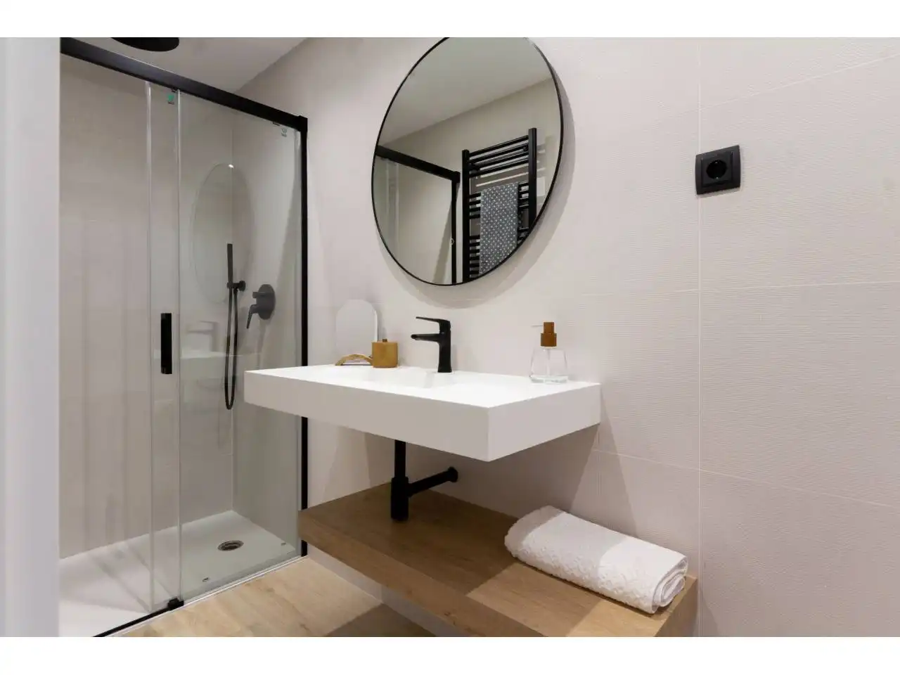 Baño de Dúplex en venta en Terrassa con Aire acondicionado, Calefacción y Terraza