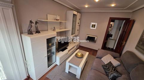 Photo 4 of Flat for rent in Calle Pelayo, Versalles, Avilés