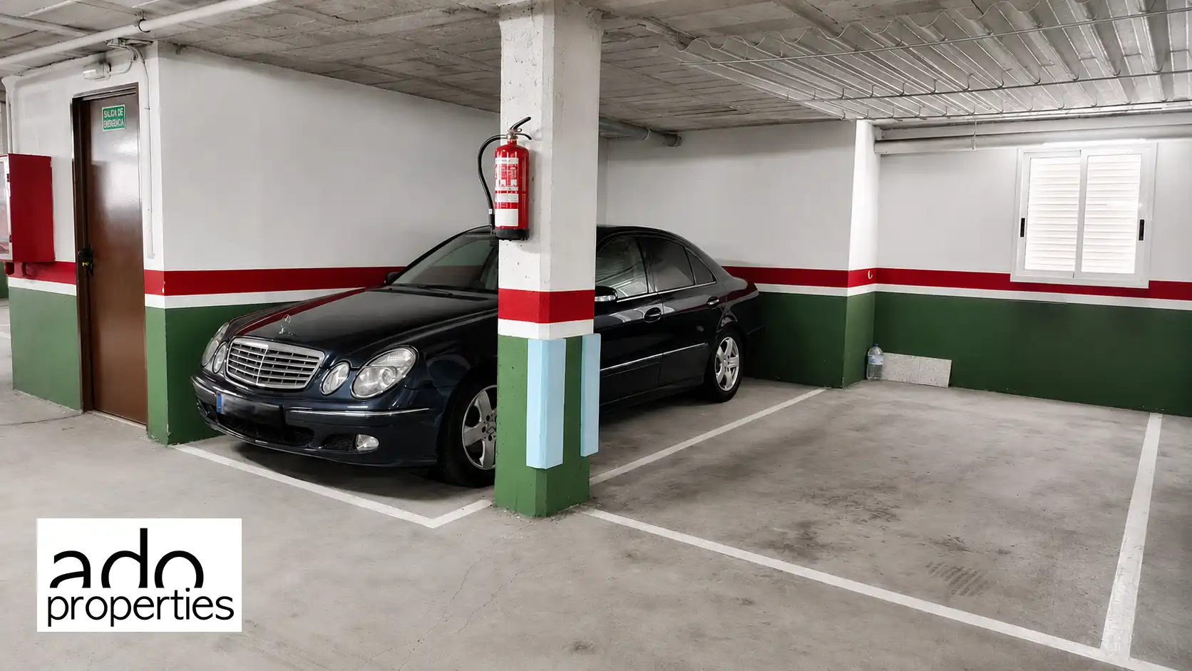 Parking de Piso en venta en Vigo  con Calefacción y Amueblado