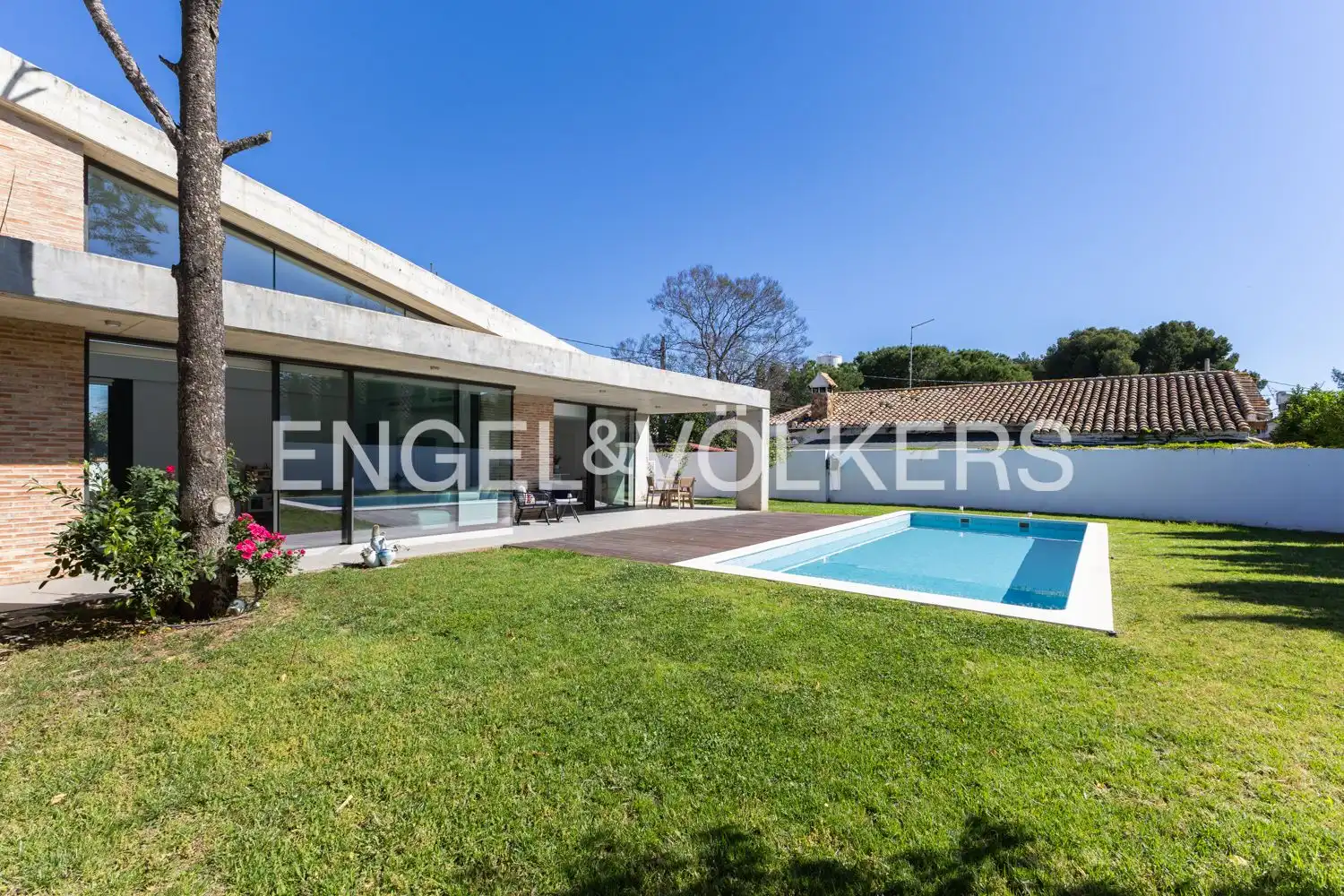 Vista exterior de Casa o chalet en venta en L'Eliana con Aire acondicionado, Calefacción y Jardín privado