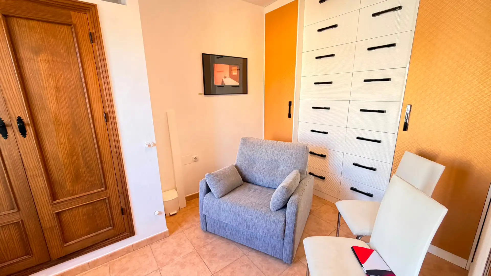 Sala d'estar de Casa o xalet en venda en Níjar amb Aire condicionat, Terrassa i Moblat