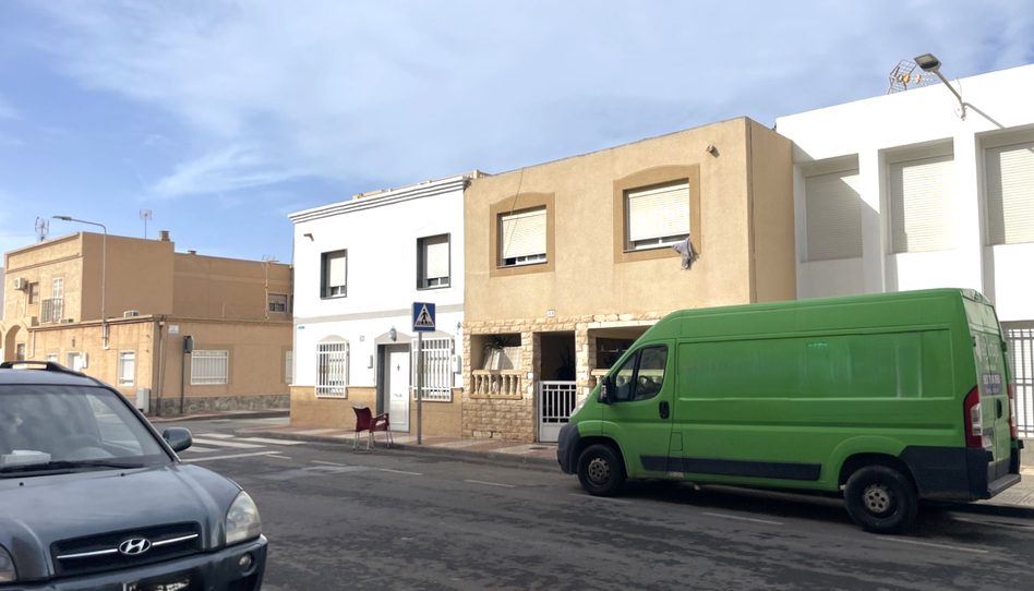 Foto 1 de Casa adosada en venda a Lomas las , Roquetas Pueblo, Almería