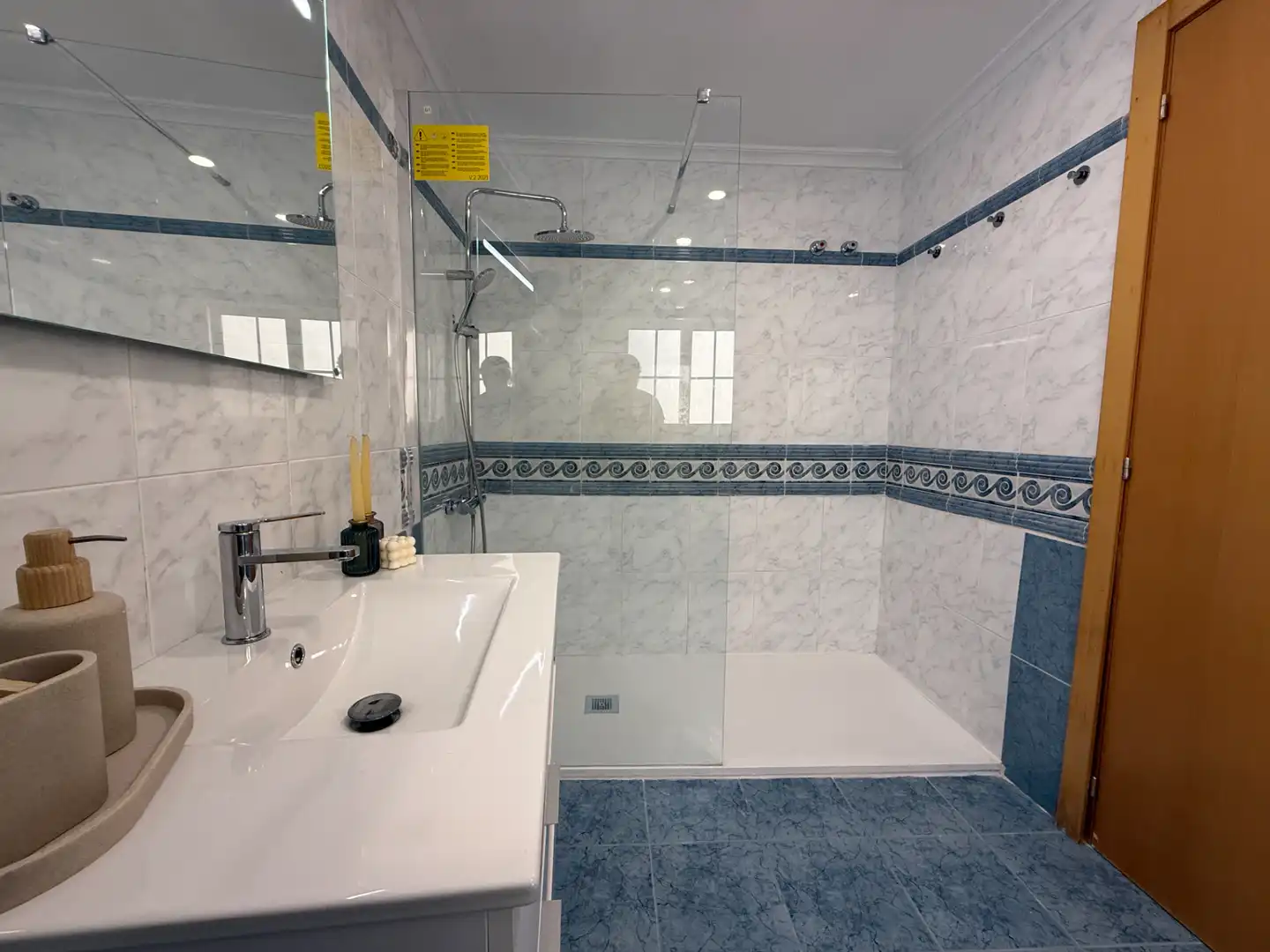 Baño de Piso para compartir en Castellón de la Plana / Castelló de la Plana con Amueblado, Horno y Lavadora