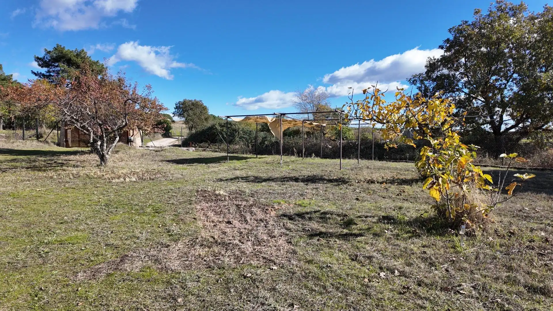 Houses for sale in Candeleda  with Heating, Storage room and Furnished