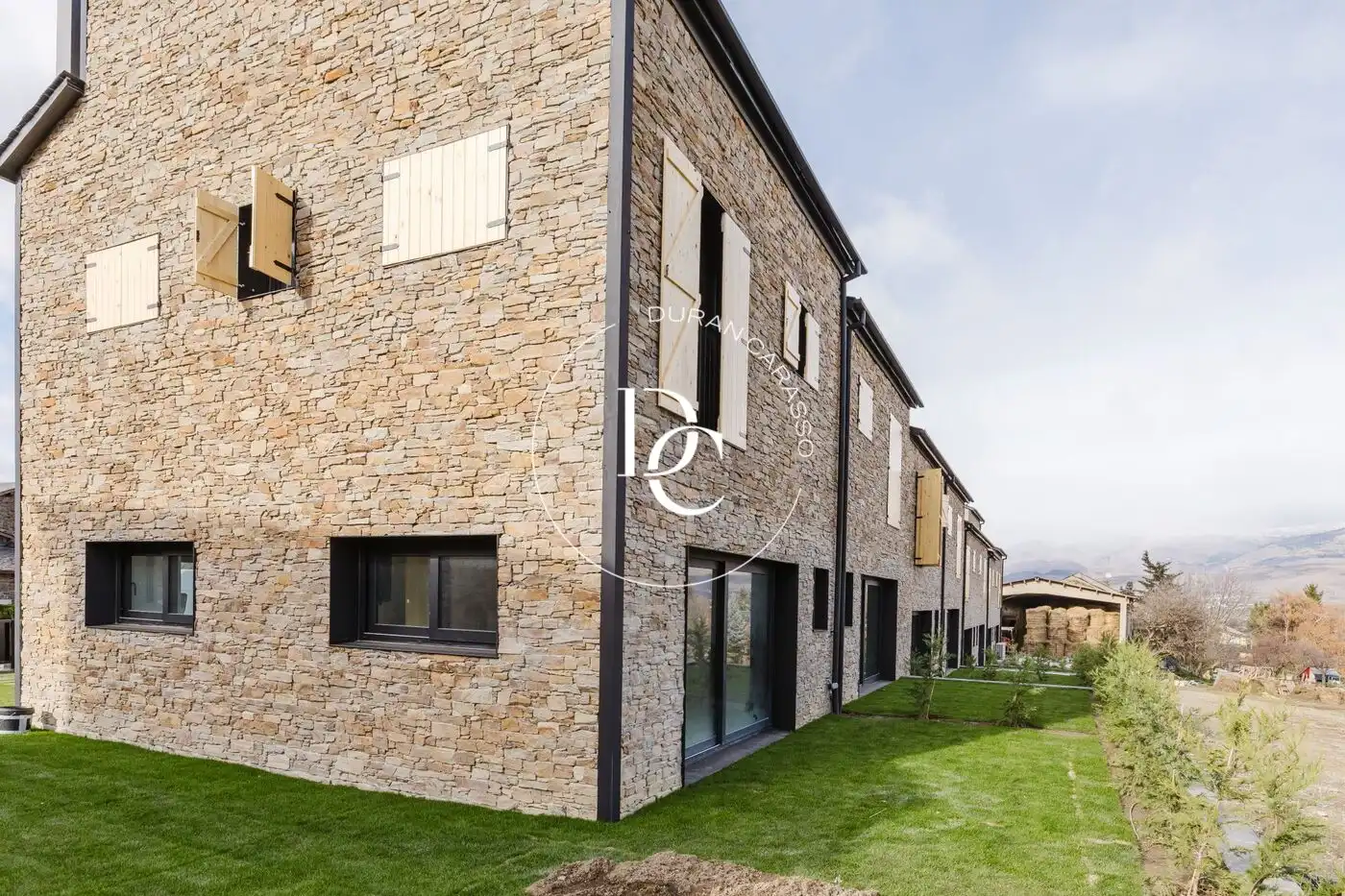 Vista exterior de Casa o chalet en venta en Puigcerdà con Jardín privado