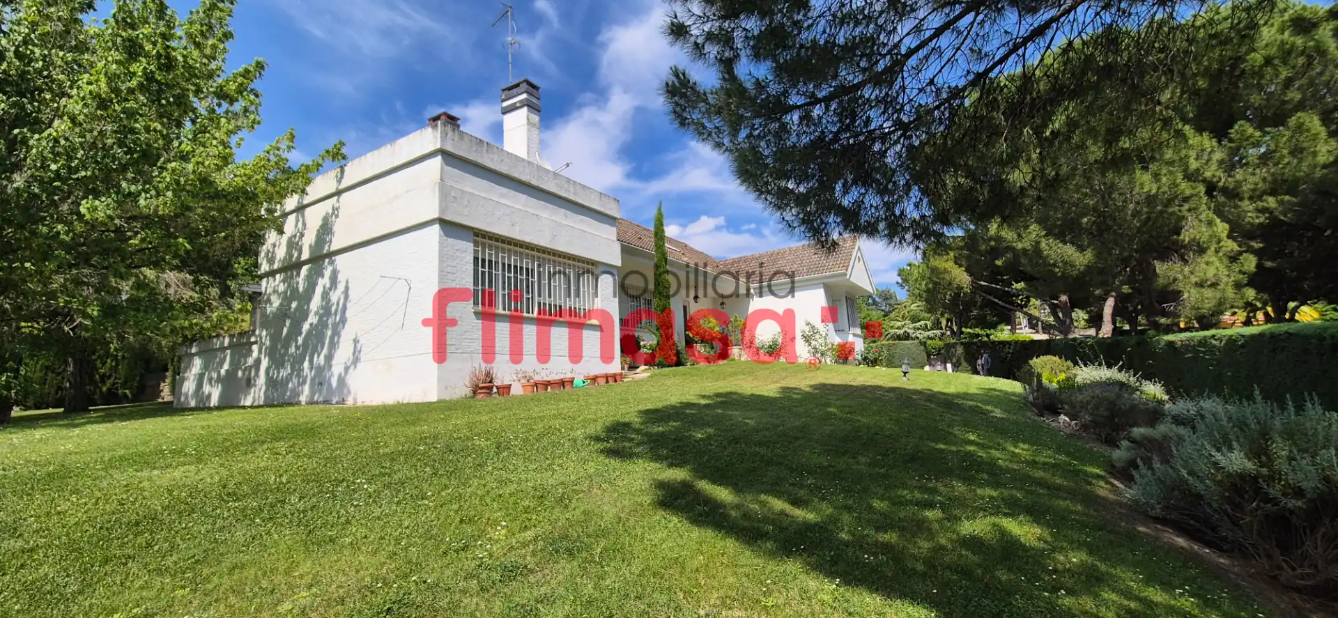 Vista exterior de Casa o chalet en venta en Villaviciosa de Odón