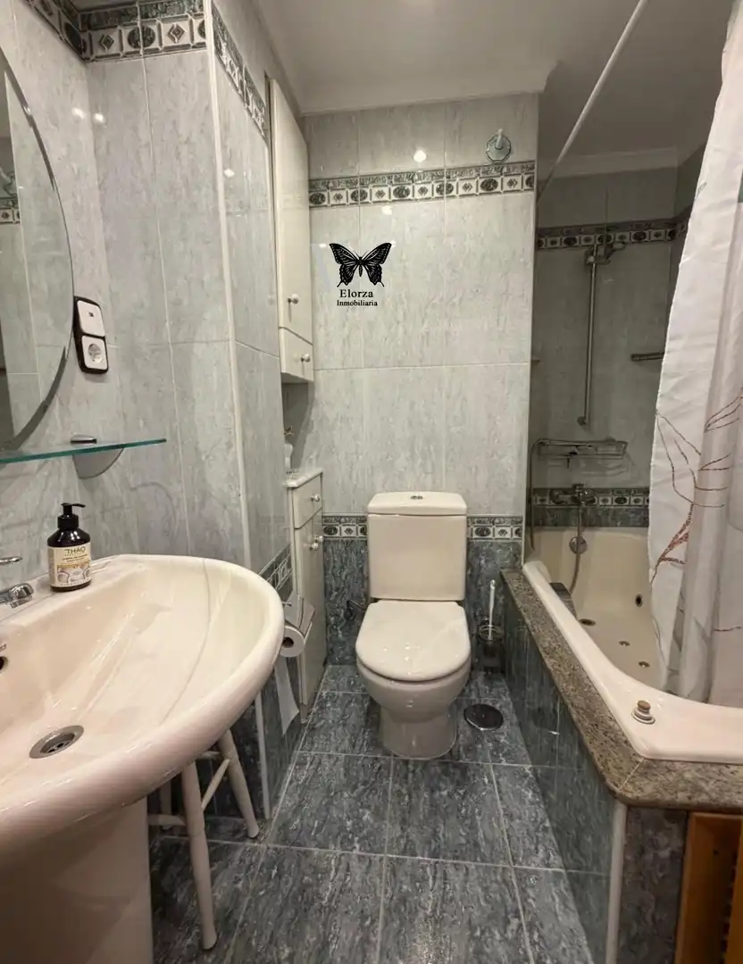 Piso de alquiler en Milán - Pumarín