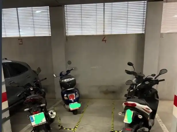Garaje de alquiler en Carrer de Beniopa, 17, Beteró