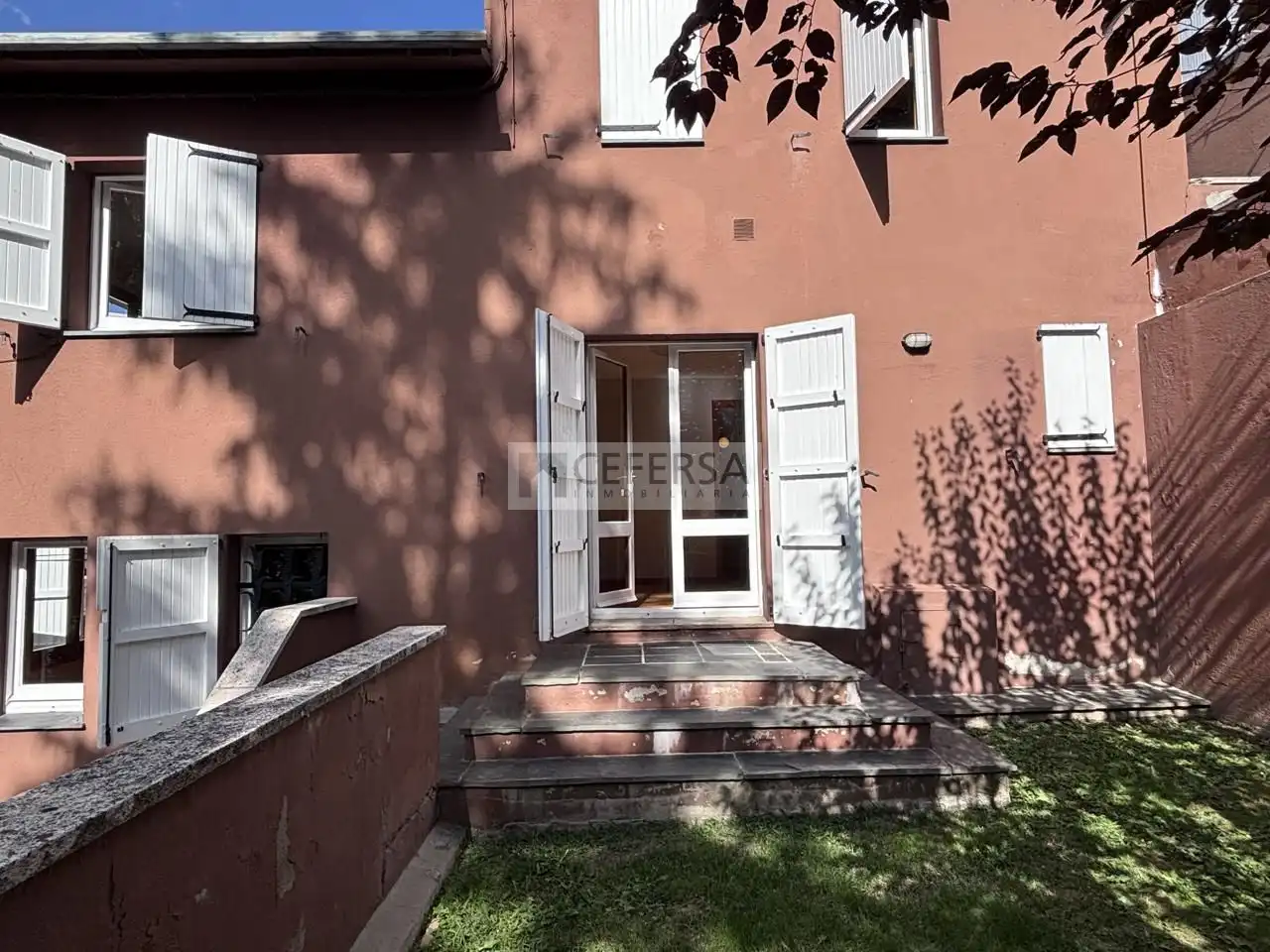 Garten von Haus oder Chalet zur Miete in Alp mit Heizung, Privatgarten und Parkett