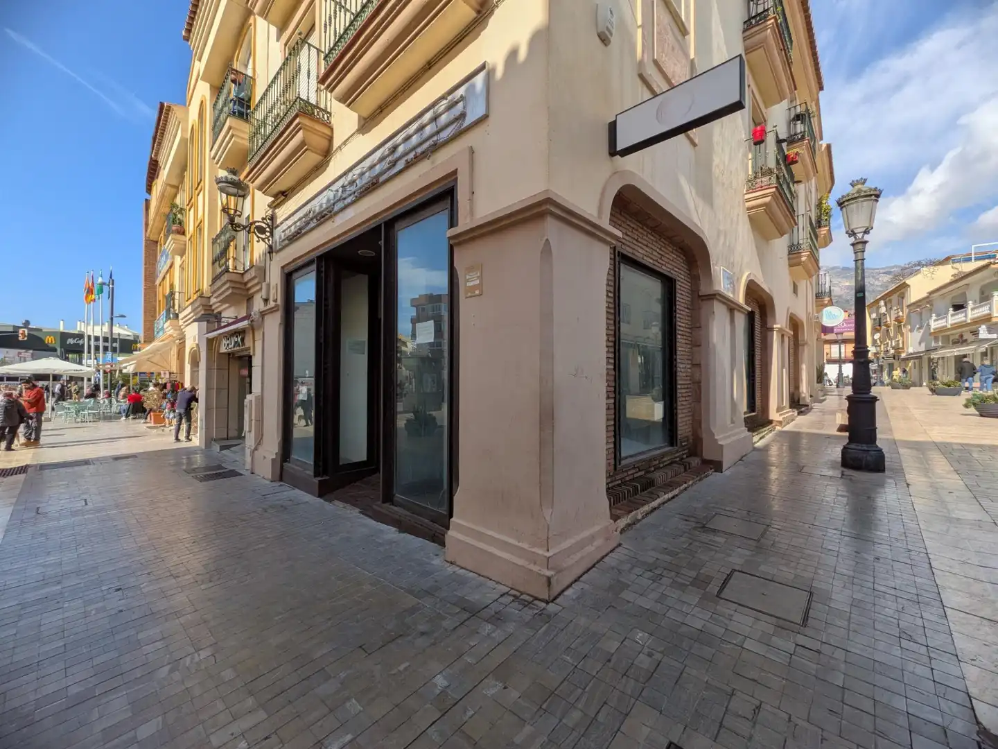 Local comercial en venda a Calle NACIMIENTO DEL