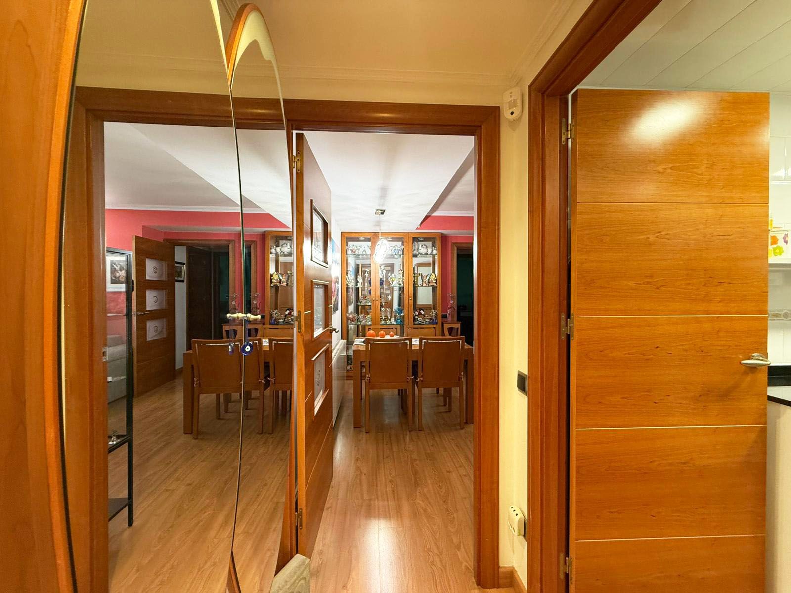 Dining room of Planta baja for sale in  Barcelona Capital  with Heating and Balcony