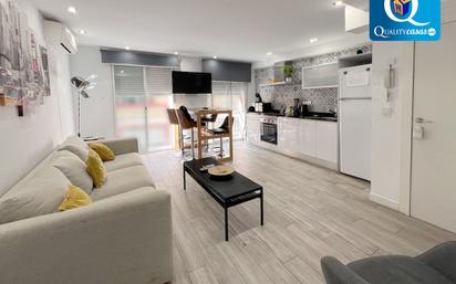 Living room of Flat for sale in Alicante / Alacant  with Air Conditioner, Heating and Storage room