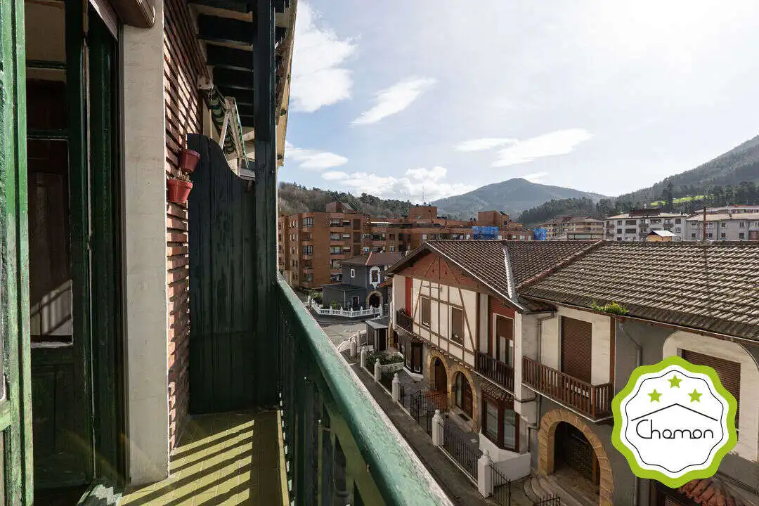 Exterior view of Flat for sale in Arrigorriaga  with Terrace