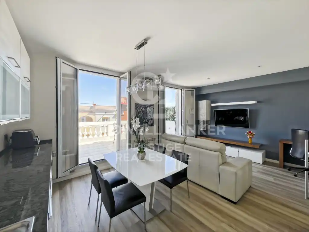 Sala d'estar de Àtic en venda en Barcelona amb Aire condicionat, Terrassa i Moblat