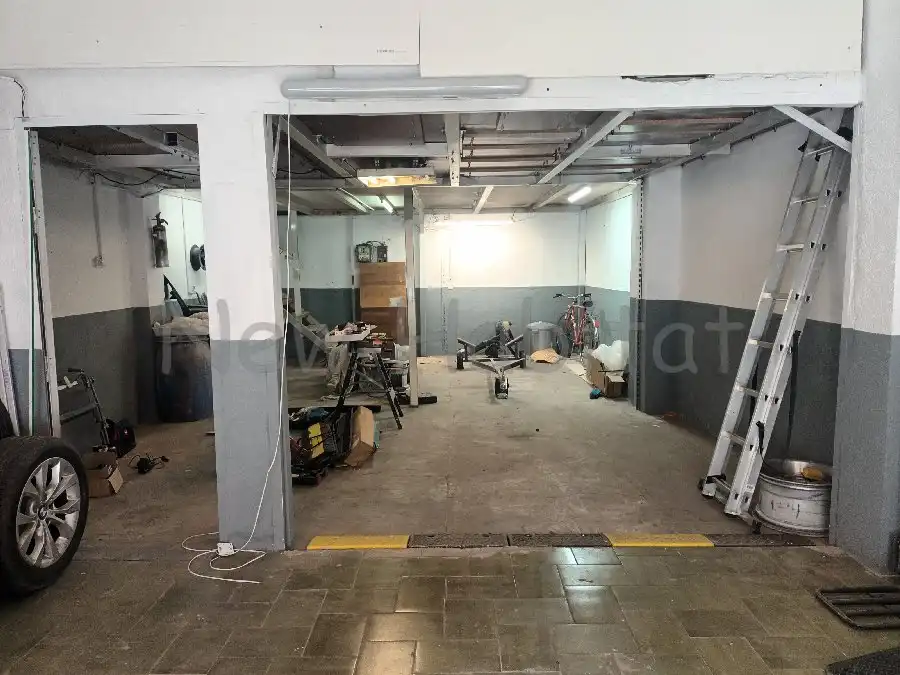 Local comercial en venda a Sur, imagen 3