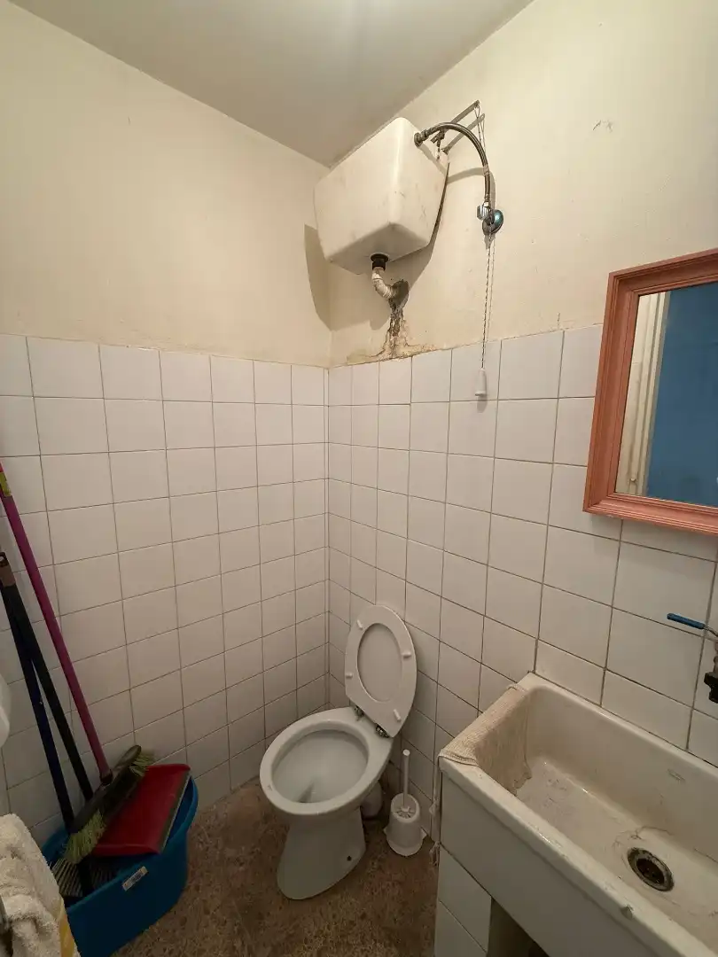 Badezimmer von Geschaftsraum zur Miete in Egia 