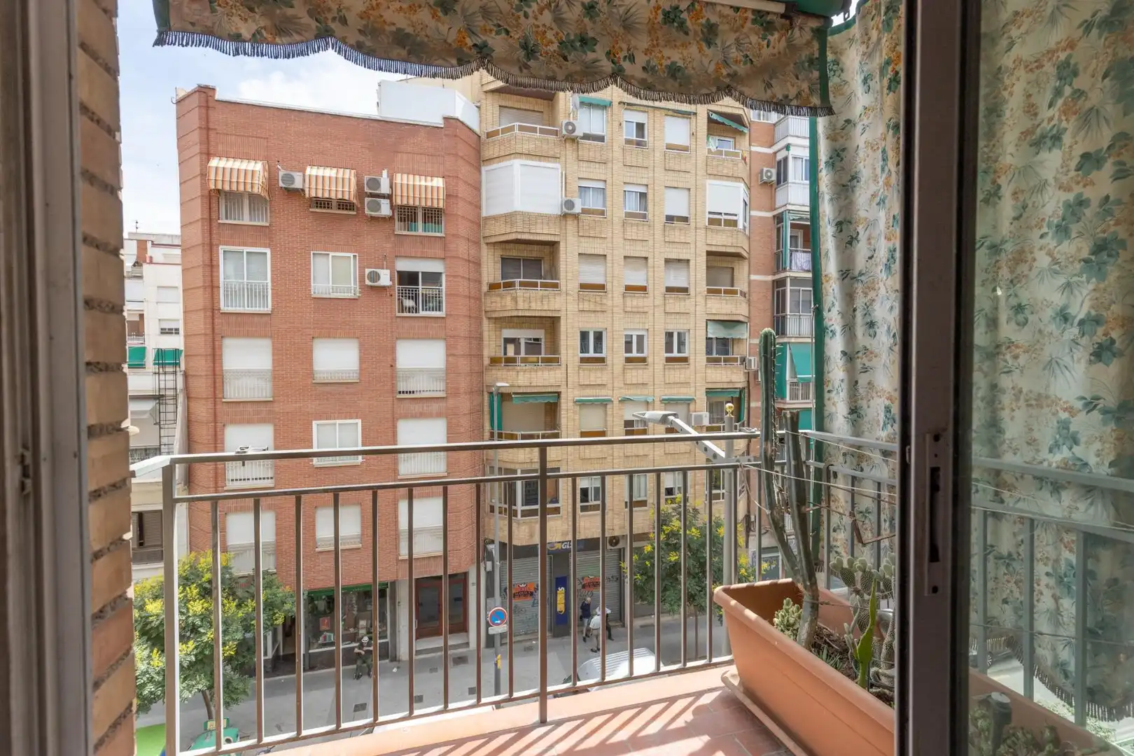 Terrassa de Pis en venda en Granada
