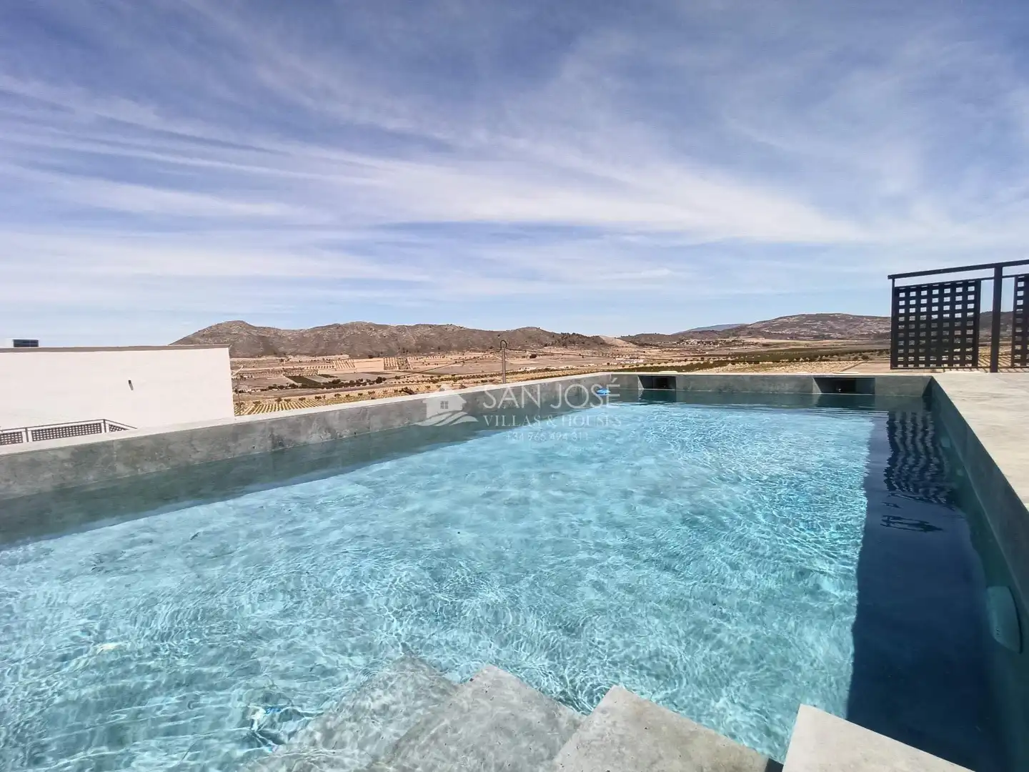 Xalet amb piscina en venda a Abanilla