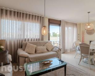 Sala d'estar de Dúplex en venda en San Jorge / Sant Jordi amb Aire condicionat, Jardí privat i Terrassa