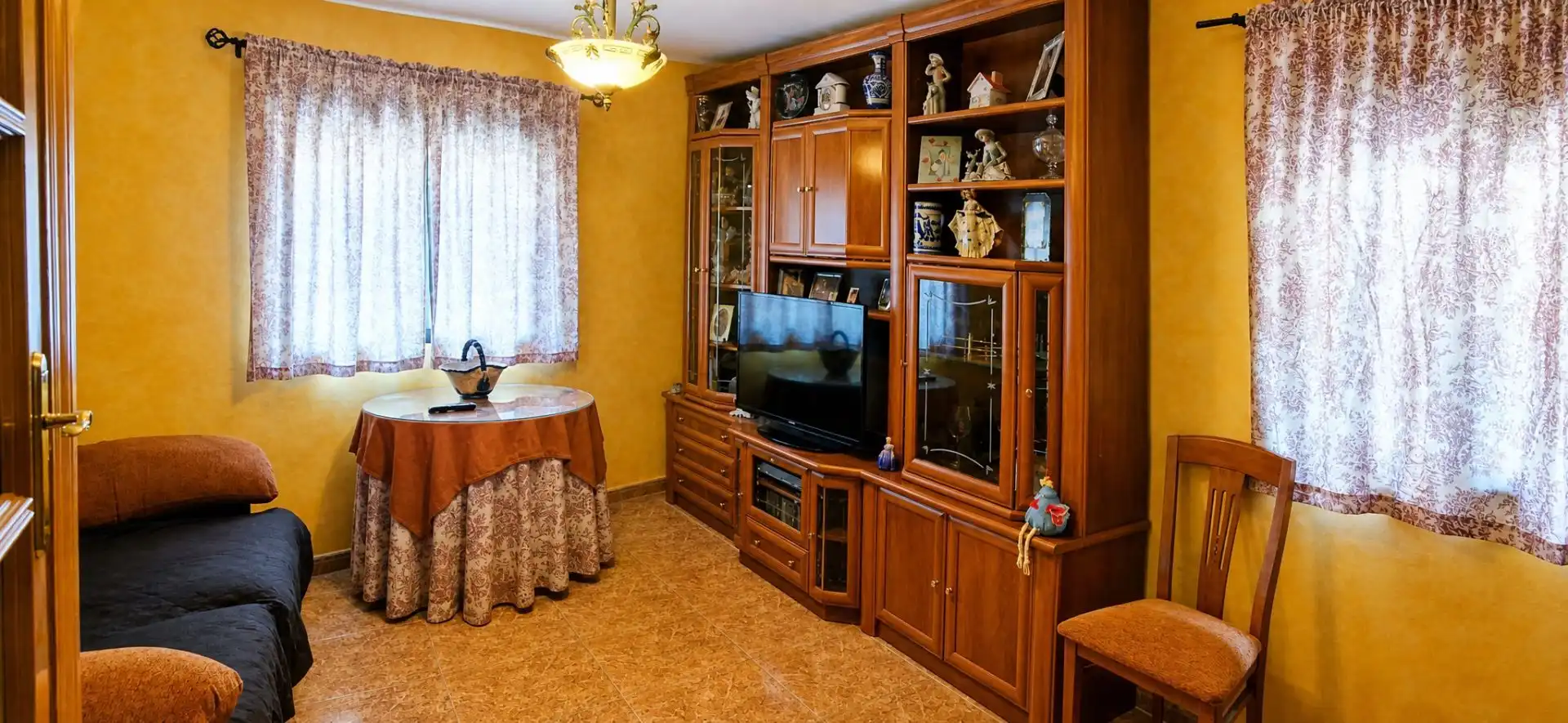 Living room of Houses for sale in Losar de la Vera  with Air Conditioner, Terrace and Furnished