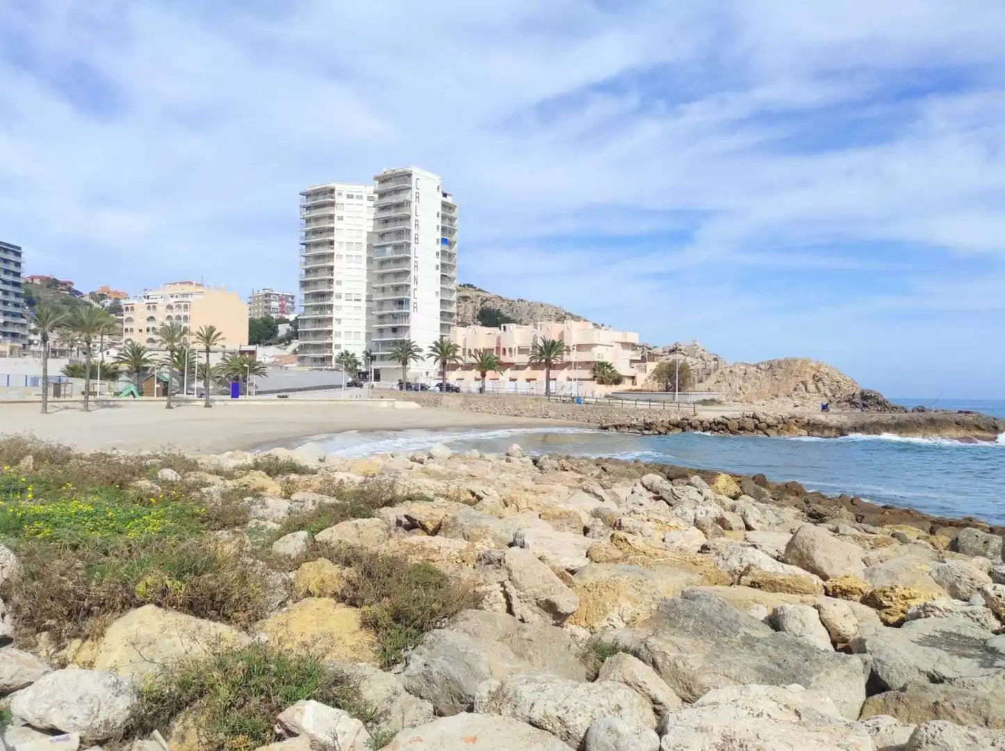 Vista exterior de Local de lloguer en Cullera amb Aire condicionat