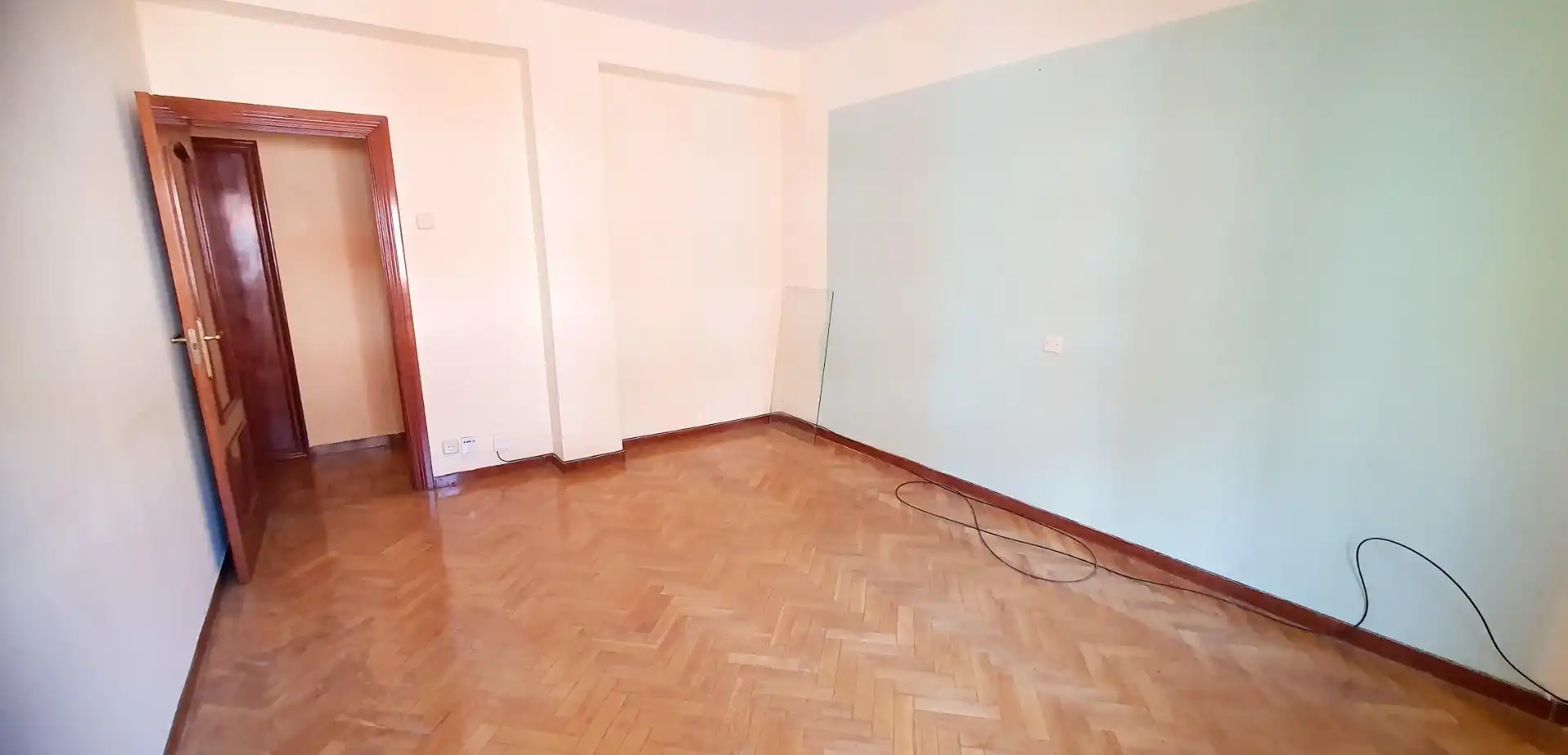 Piso en venta en Oviedo  con Calefacción y Trastero