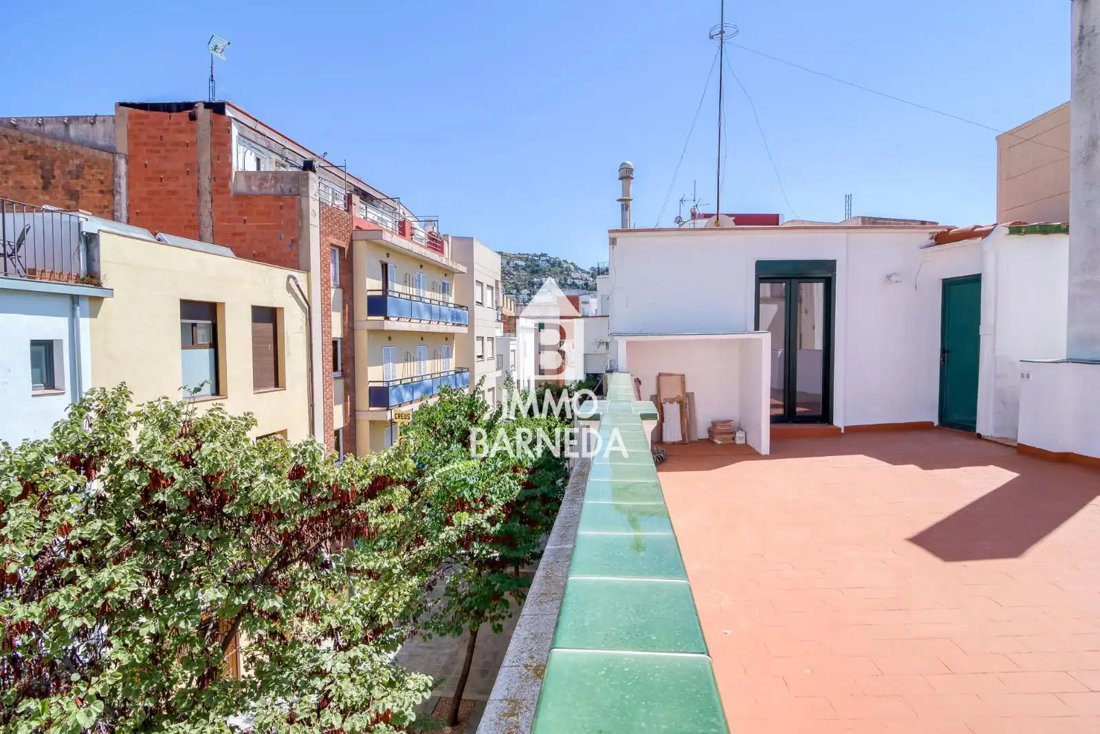 Vista exterior de Casa o xalet en venda en Roses amb Calefacció, Terrassa i Forn