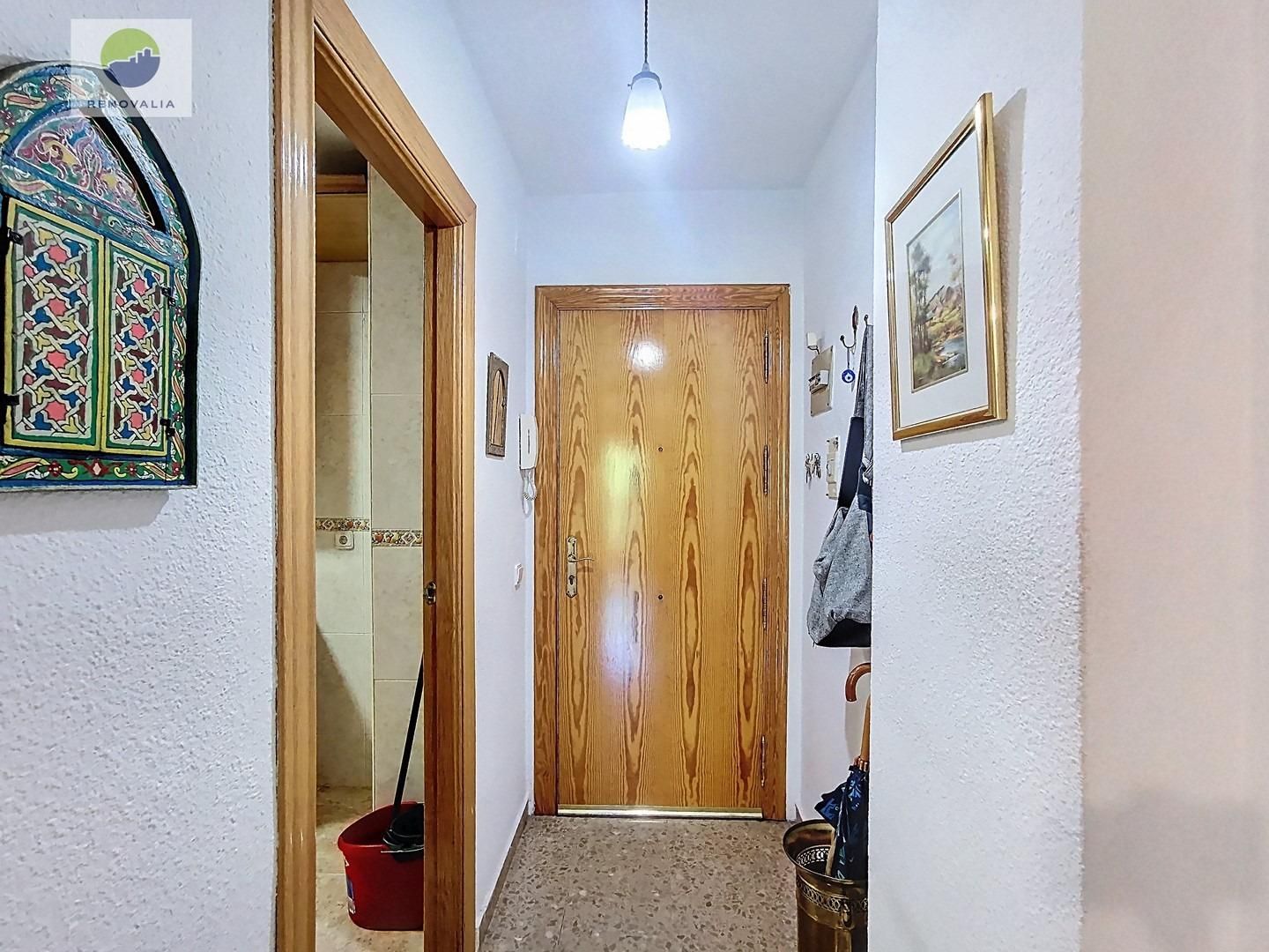Flat for sale in  Granada Capital  with Heating, Terrace and Balcony