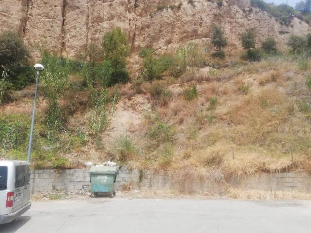 Terreno residencial en Venta en Carrer Sant Lluís en Abrera