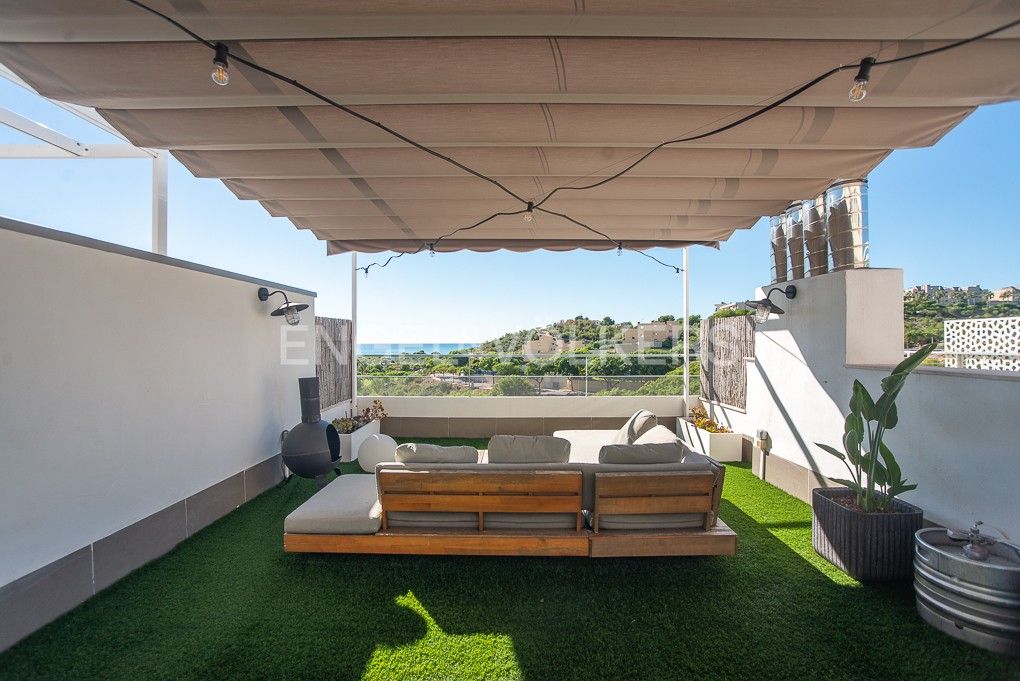 Terrace of Flat for sale in Oropesa del Mar / Orpesa  with Air Conditioner, Heating and Parquet flooring