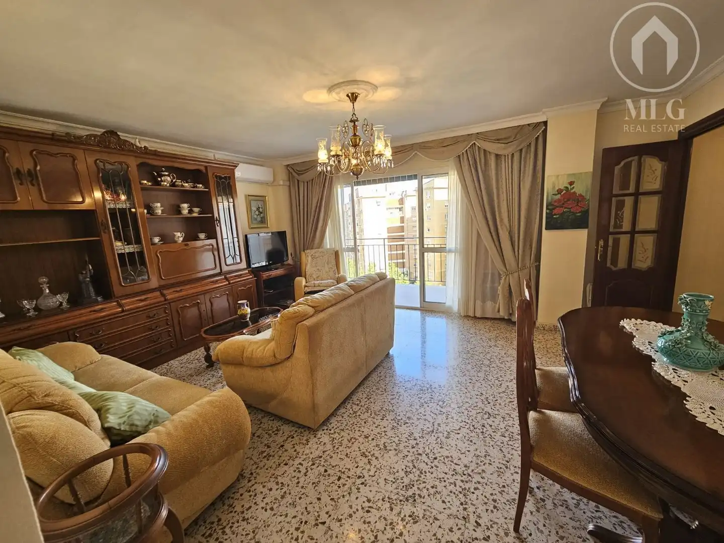 Sala d'estar de Pis en venda en Málaga amb Aire condicionat, Terrassa i Moblat