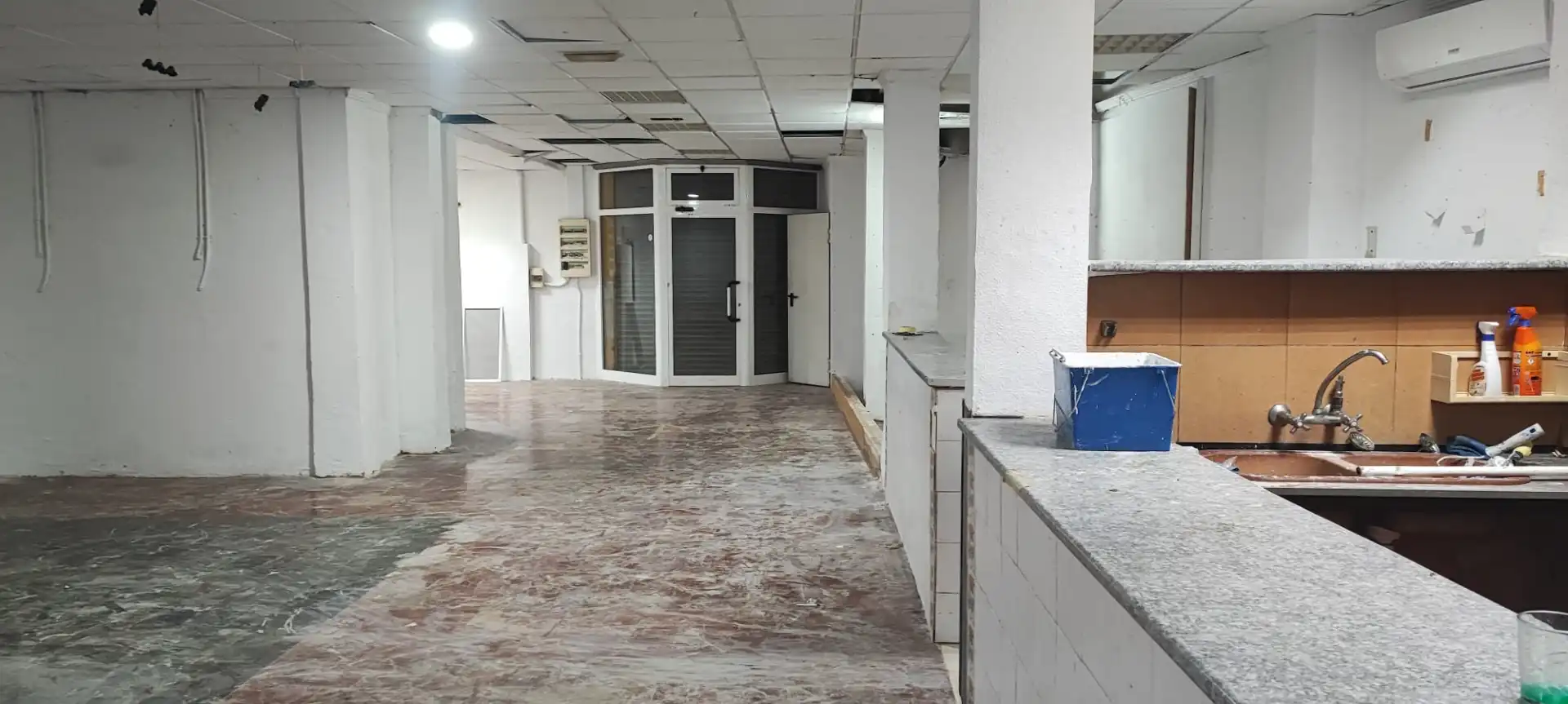 Local de alquiler en Alfafar con Aire acondicionado