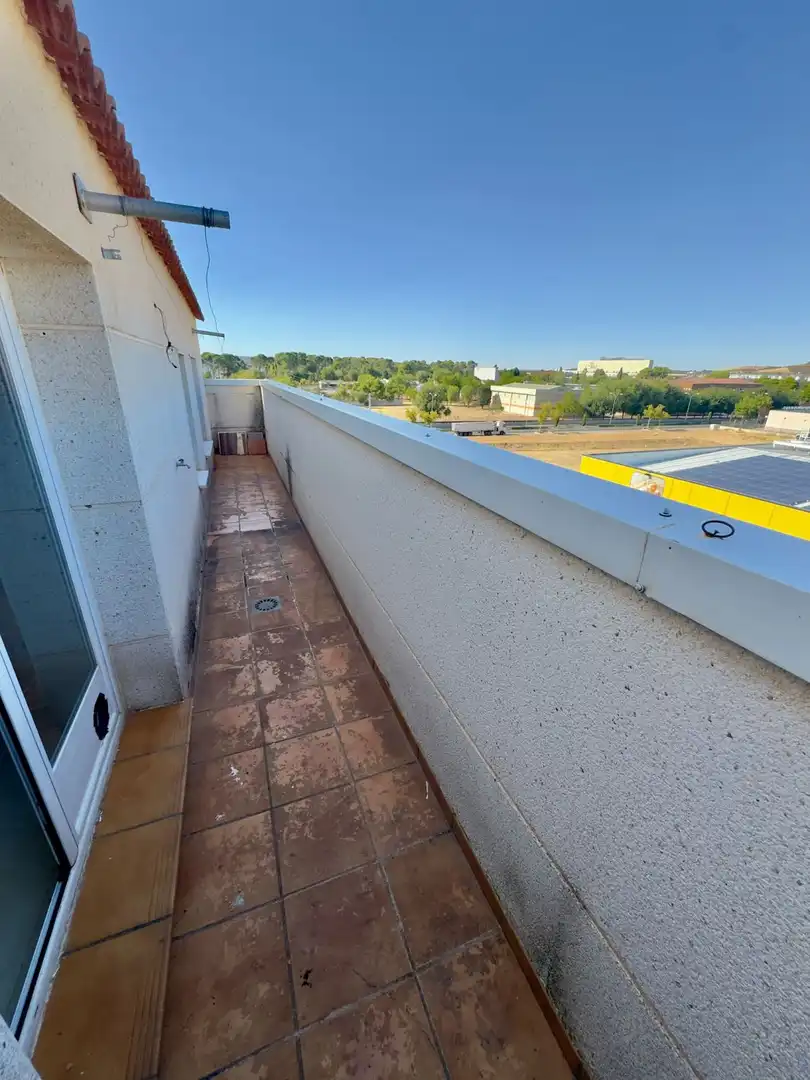 Terraza de Ático en venta en Valdepeñas con Terraza y Balcón