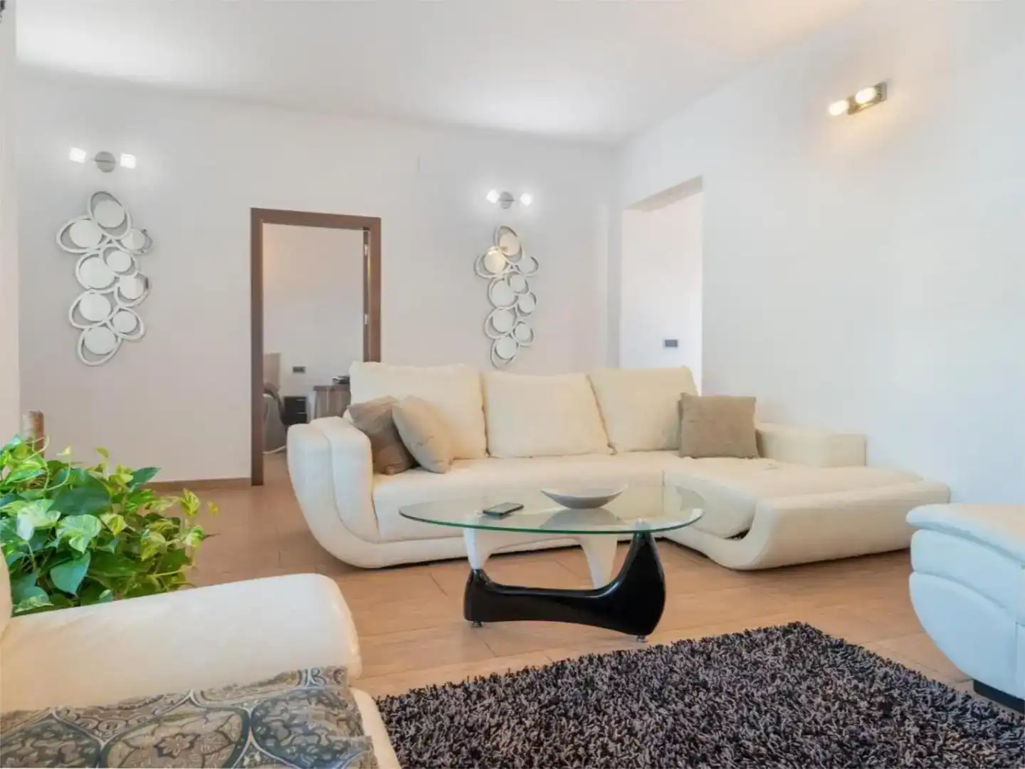 Sala de estar de Casa o chalet en venta en Lora del Río con Aire acondicionado, Piscina y Balcón