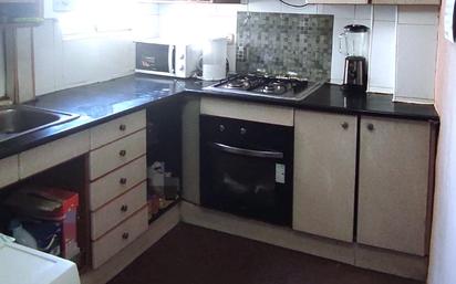 Kitchen of Flat for sale in Badalona  with Oven