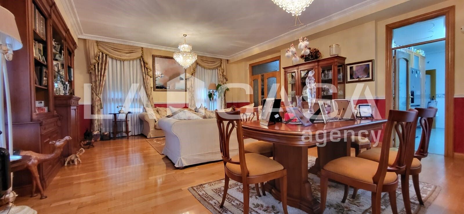 Living room of House or chalet for sale in Valladolid Capital  with Heating and Swimming Pool